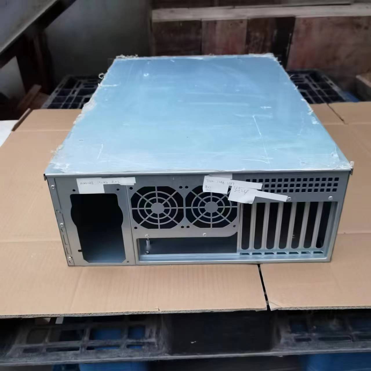 Obudowa serwera rackowego 4U,  – 8 Gpu 4U Server Chassis recenzja i cena